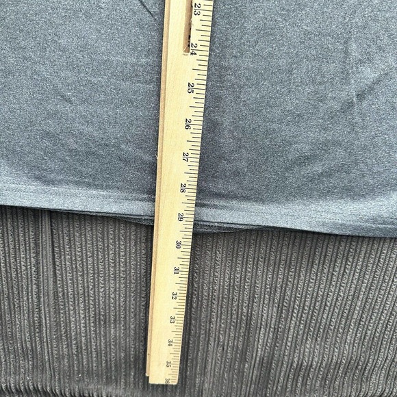 Spyder Men Activewear T Shirt XL X-Large Gray Black Moisture Wicking Gym Outdoor - Picture 6 of 10